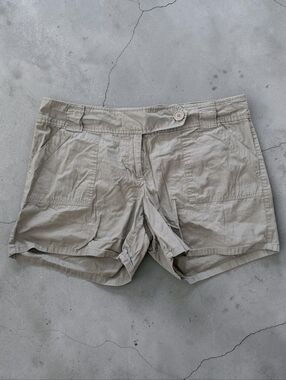The Limited Shorts Tan Cotton Chino Lightweight Mid Rise Drew Fit
